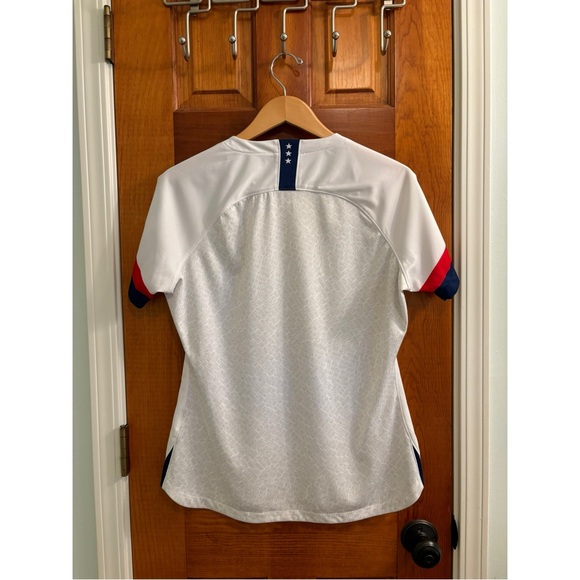 Nike USA USWNT 2019 Soccer Football Jersey - L - Picture 7 of 8